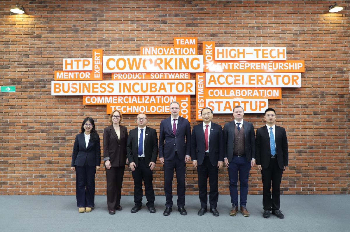 Китайская корпорация Sinomach второй раз за полгода приехала в ПВТ. Что обсуждали