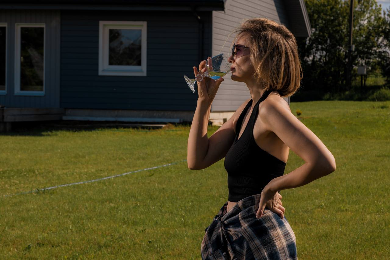 «Несмотря на все такое, ничего еще не все». Как создательница бренда Taka Zaka Angels растит четверых детей и строит дом