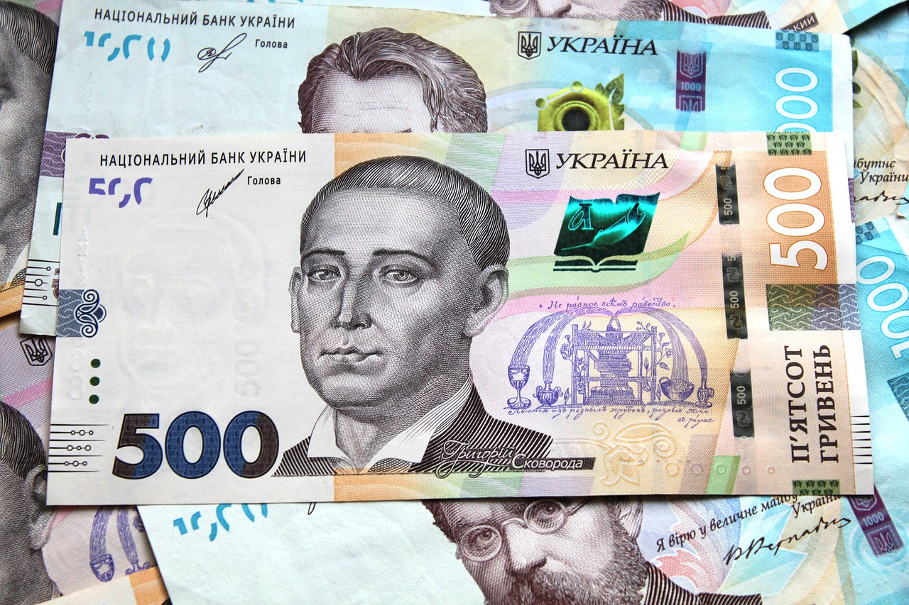 Белорусы хотели заработать на перепродаже почти 2 млн гривен: что решил суд