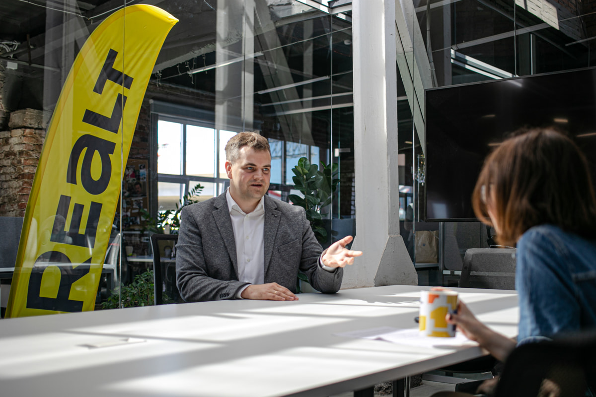 На чем зарабатывает Realt и будет ли аналитика о недвижимости платной? Большое интервью с CEO площадки Алексеем Власовым