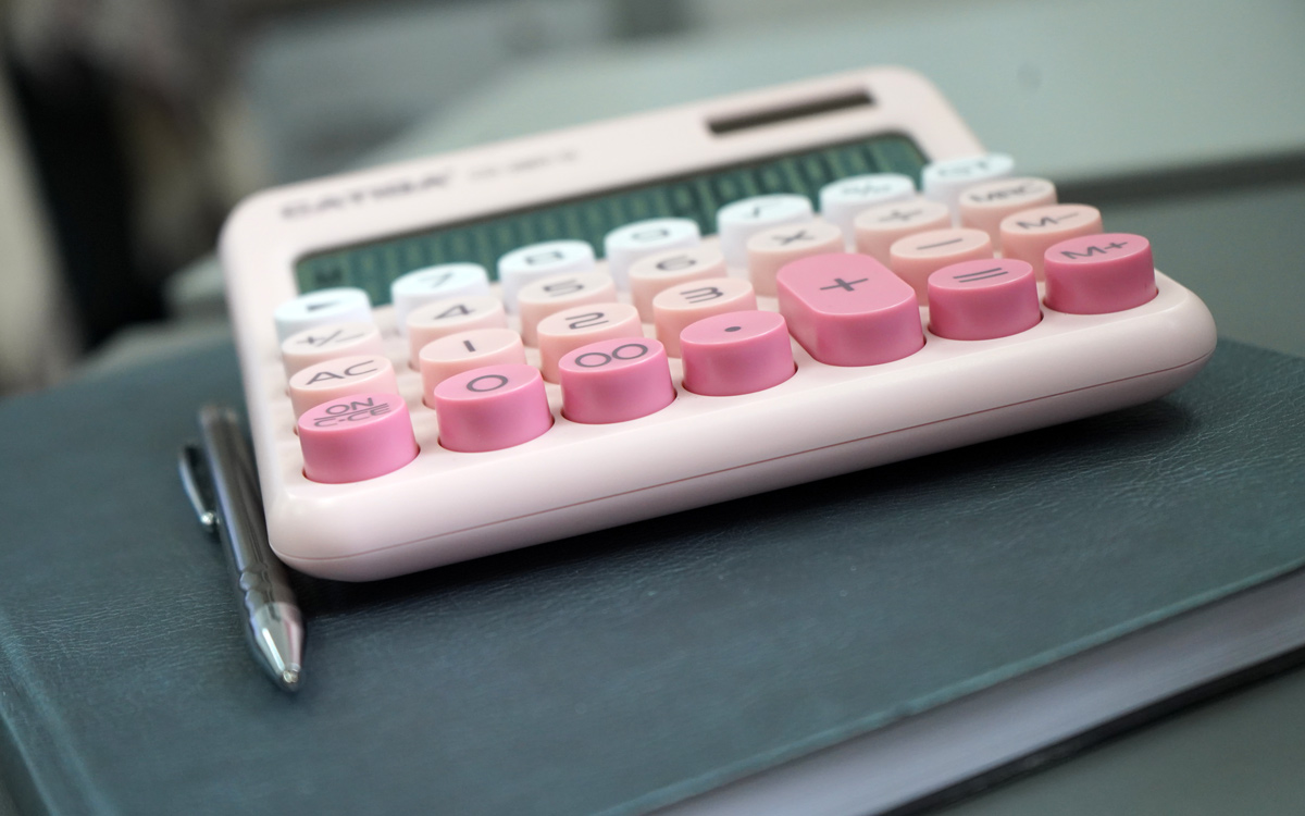 За ноябрь отрицательное сальдо внешней торговли товарами достигло почти $6 млрд