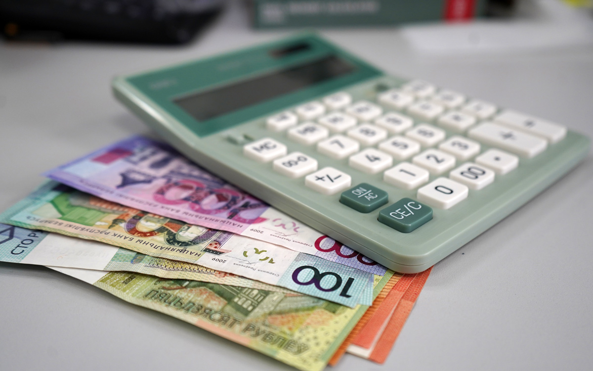 Пенсии, штрафы для самокатчиков и новый Кодекс об образовании. Что меняется в Беларуси с 1 сентября