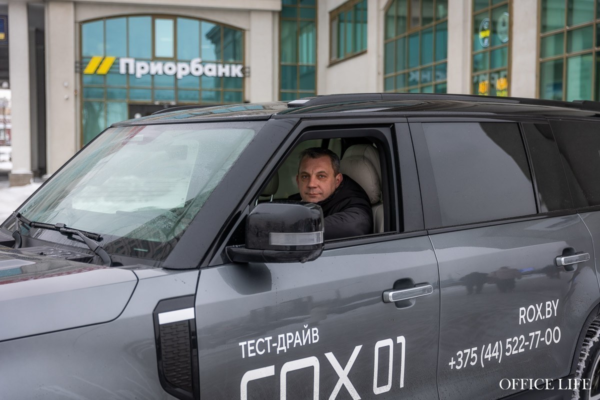 Внедорожник, который нас удивил. Устроили тест-драйв премиального ROX 01 среди сугробов