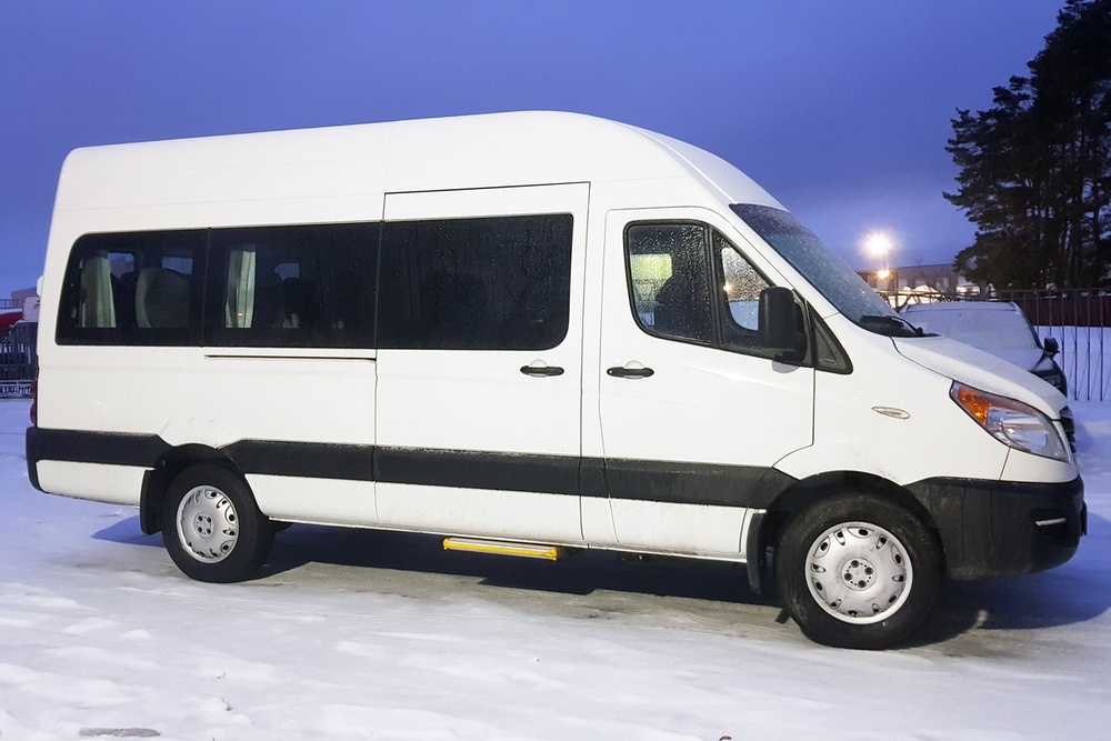 В Беларусь приехали аналоги Ford Transit российского производства