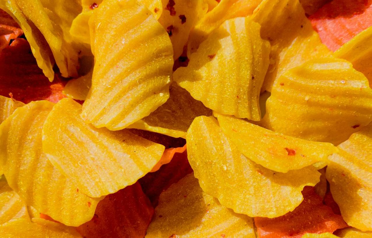 Больше требований для инвесторов в токены и меньше пива в магазинах. Что меняется в Беларуси с 1 апреля