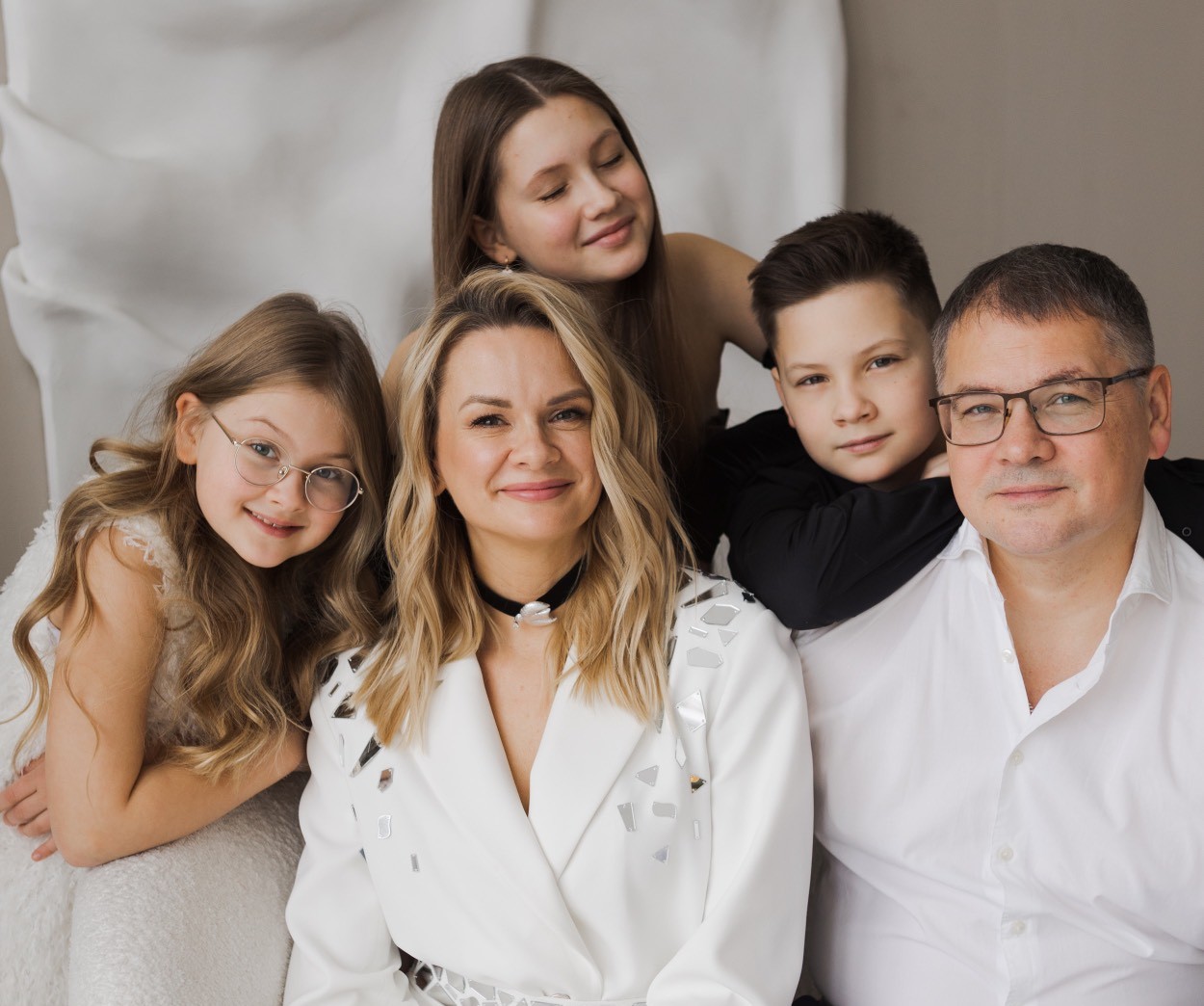 «И подумать не могла, что своим Instagram спасу компанию мужа». После 10 лет декрета белоруска круто изменила семейный бизнес