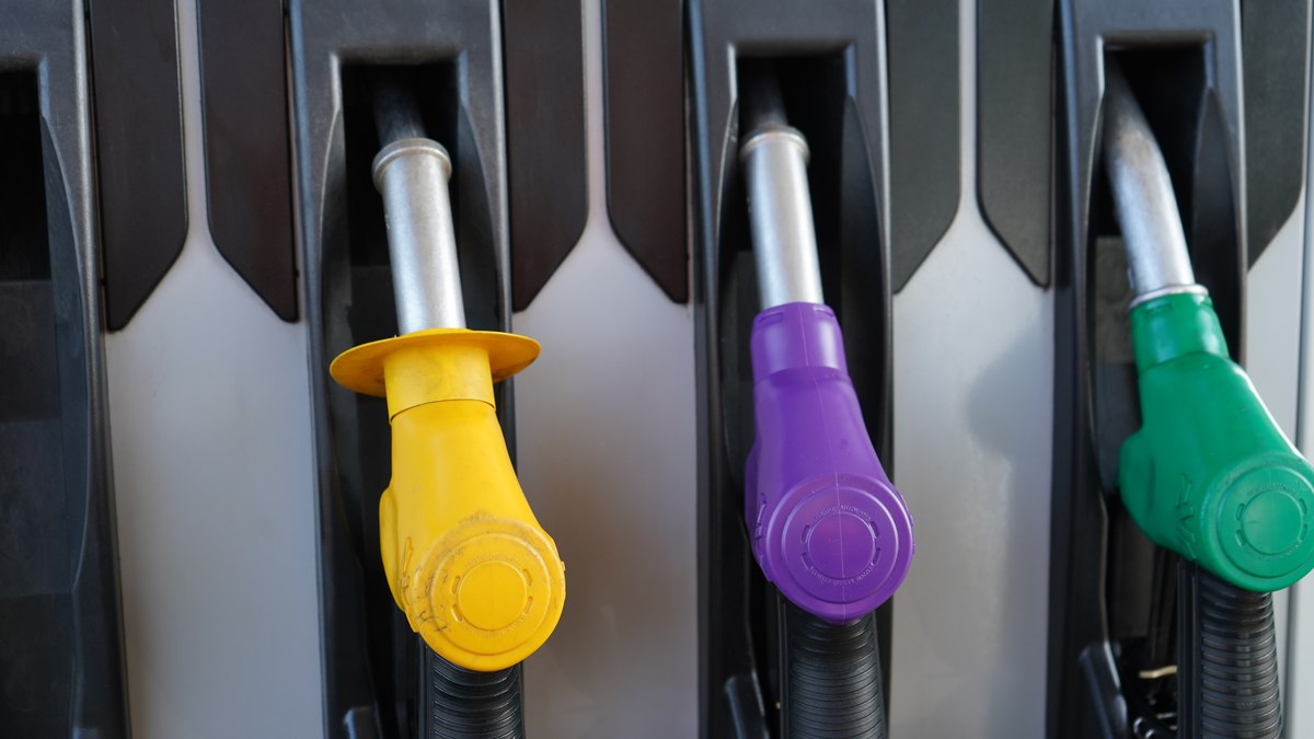 В беларуси снова на 2 копейки дорожает бензин