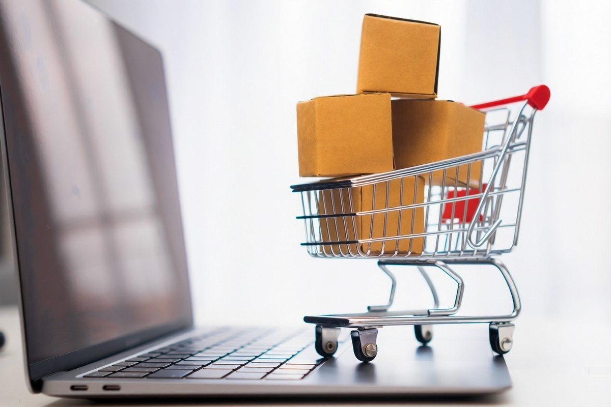 С каким маркетплейсом работать? Разобрали изменения по налогам для селлеров в 2026 году