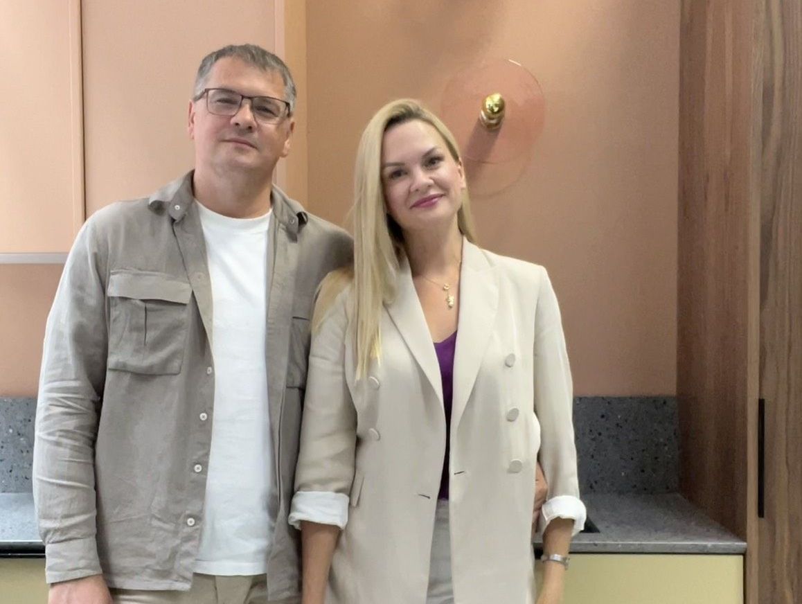 «И подумать не могла, что своим Instagram спасу компанию мужа». После 10 лет декрета белоруска круто изменила семейный бизнес