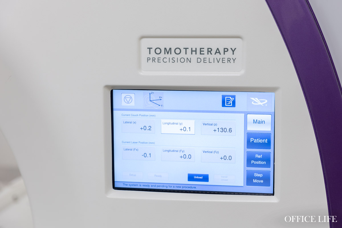 «Самая сложная операция – та, которую еще не сделал». Большое интервью с главным трансплантологом Беларуси Олегом Руммо