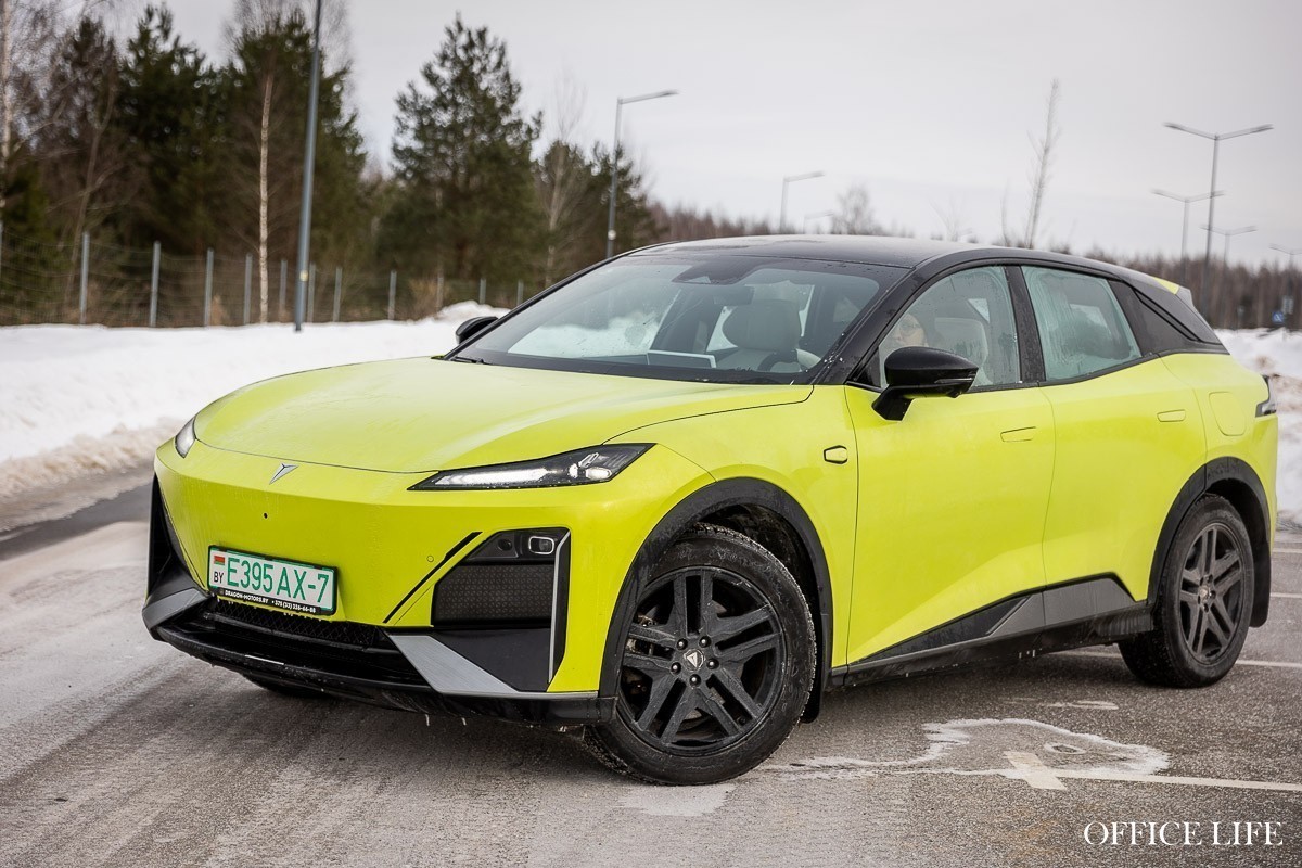 «Зимой немного «тупит», летом – как «бэха». Владелец Deepal S07 честно рассказал про свою машину