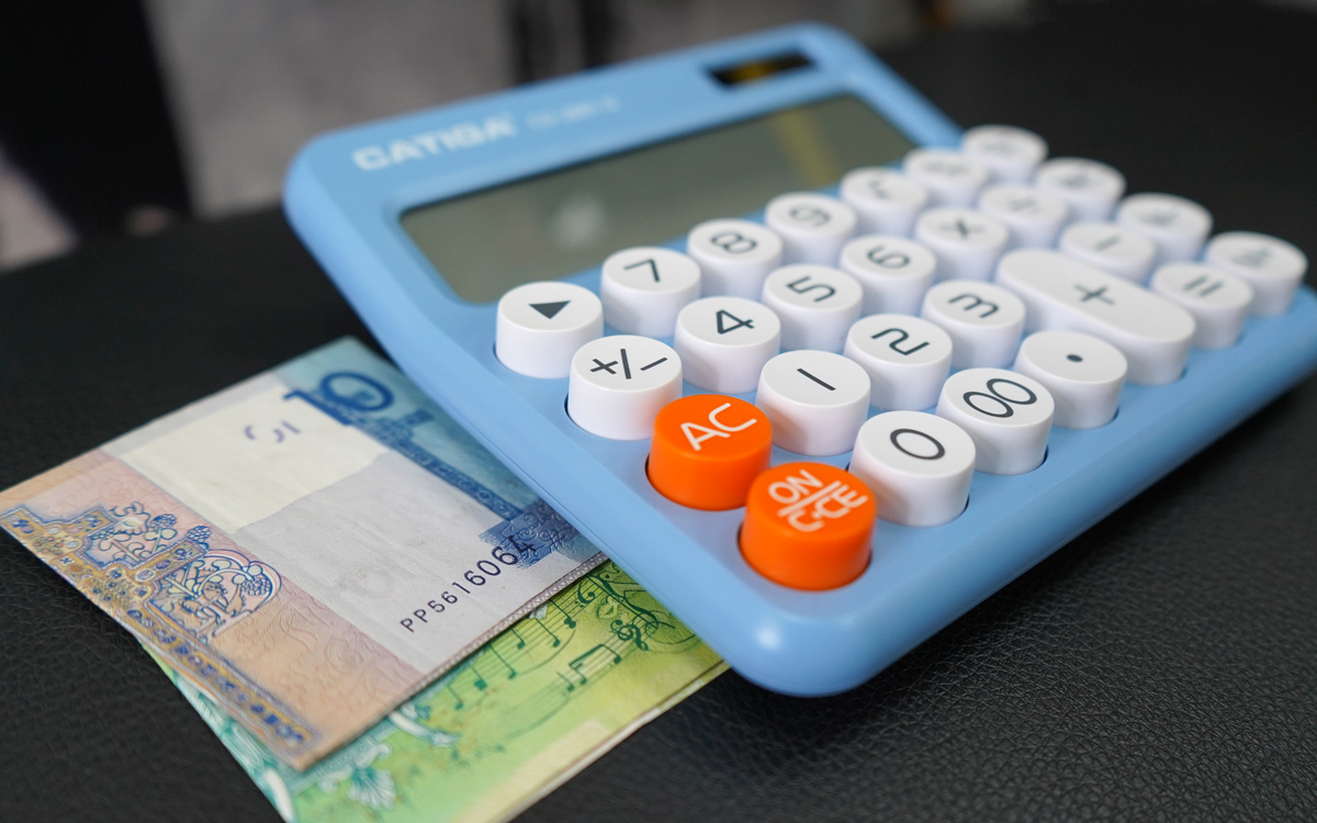 В августе в Беларуси снизилась средняя зарплата