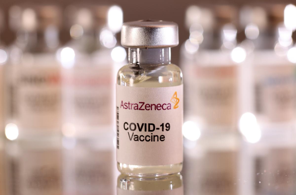 AstraZeneca отзывает вакцину от коронавируса из продажи
