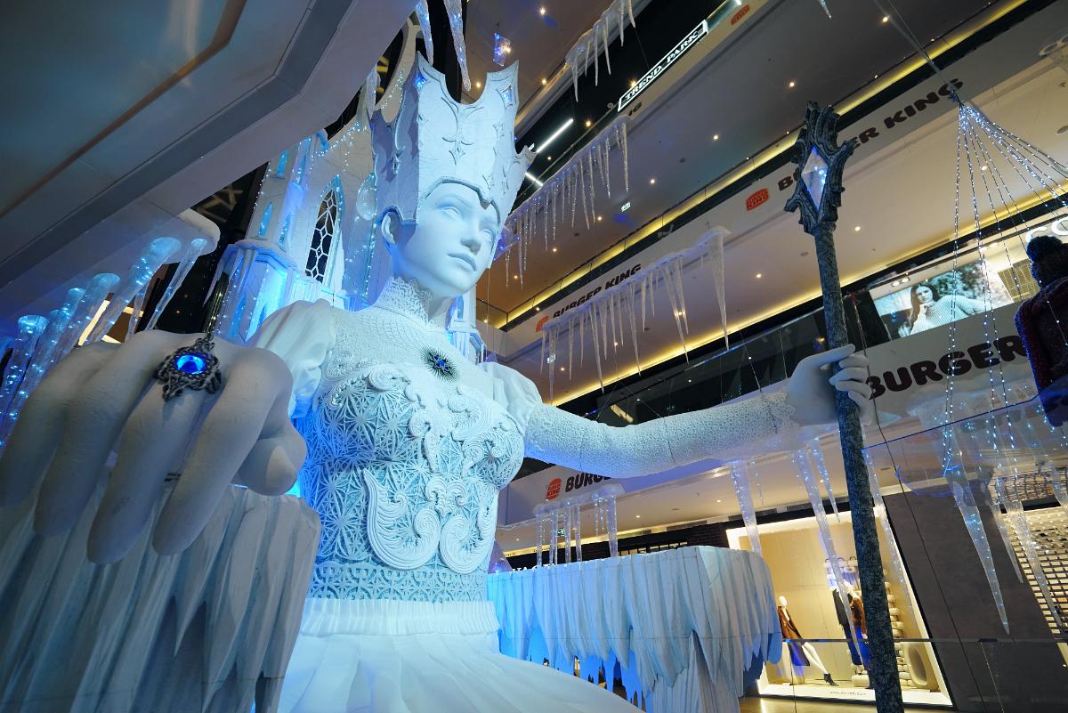 Пицца для борцов со снегом, мужчина мечты на «АМКОДОРе» и проделки Снежной Королевы. Как бренды реагировали на «Улли»