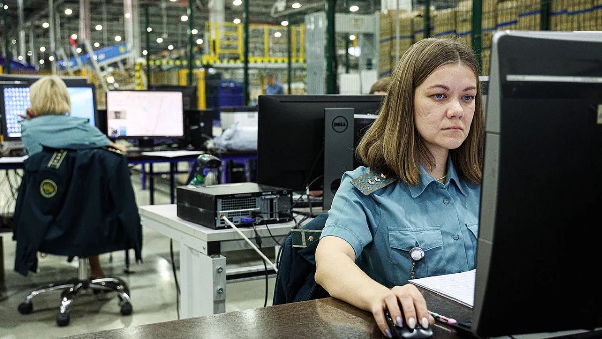 В России ввели дополнительные пошлины на ввоз импортных товаров через страны ЕАЭС