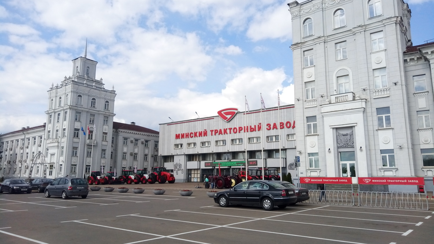 Топливная карта вместо самосвалов. Топ-10 крупнейших белорусских бизнесов в России