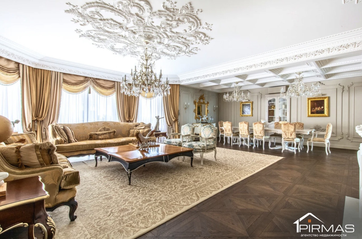 «Квадрат» — почти $11 тыс. В Минска продают «архитектурное высказывание» за $3 млн