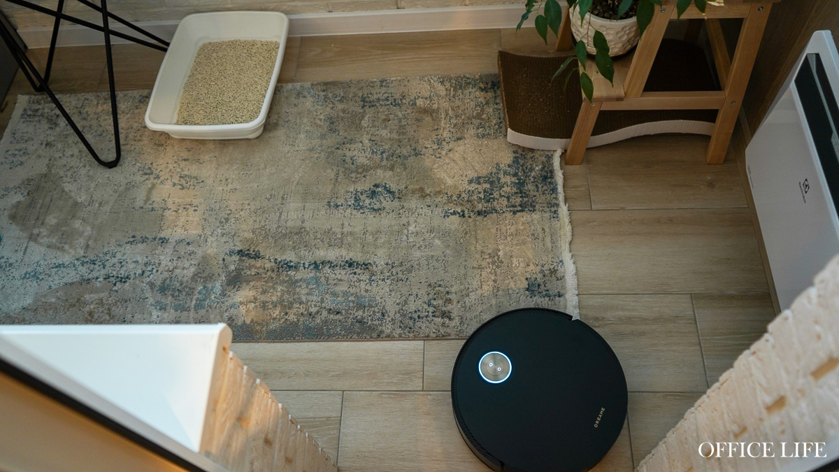 Джентльмены в мире пылесосов. Как мы тестировали новые роботы-пылесосы с «ногами» и интеллектом