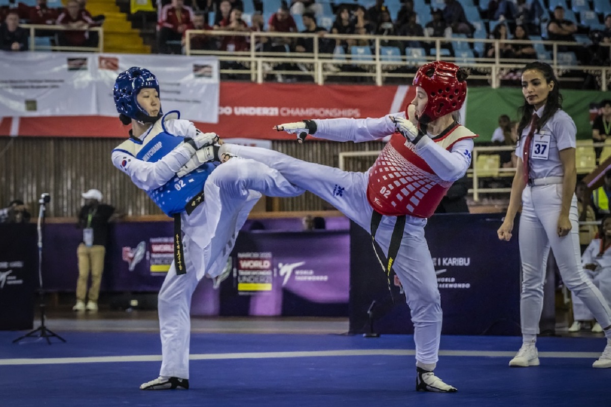 Белорусам разрешили выступать с флагом и гимном еще в одном виде спорта