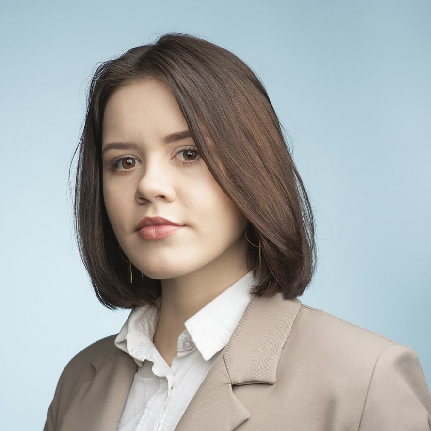Александра Серикова