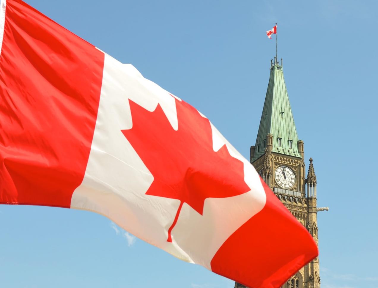 Канада запретила полеты белорусских самолетов в своем воздушном ...