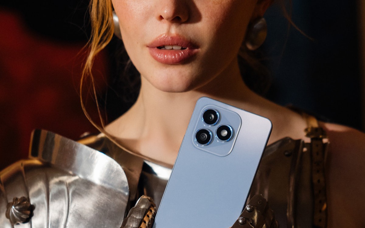 Элегантный, надёжный, стойкий: обзор смартфона HONOR X8d