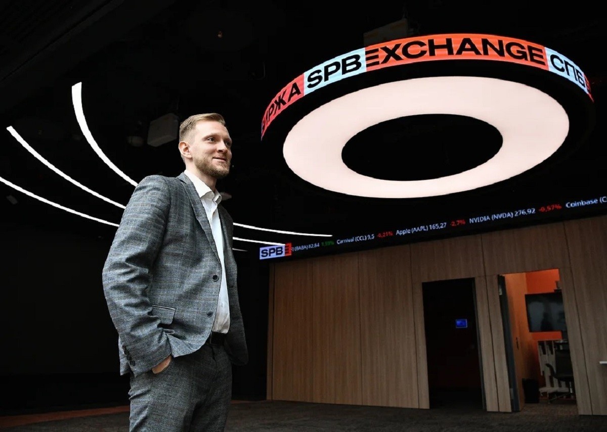 СПБ Биржа запустила торги бессрочными фьючерсами на акции Tesla, Amazon и криптовалюты