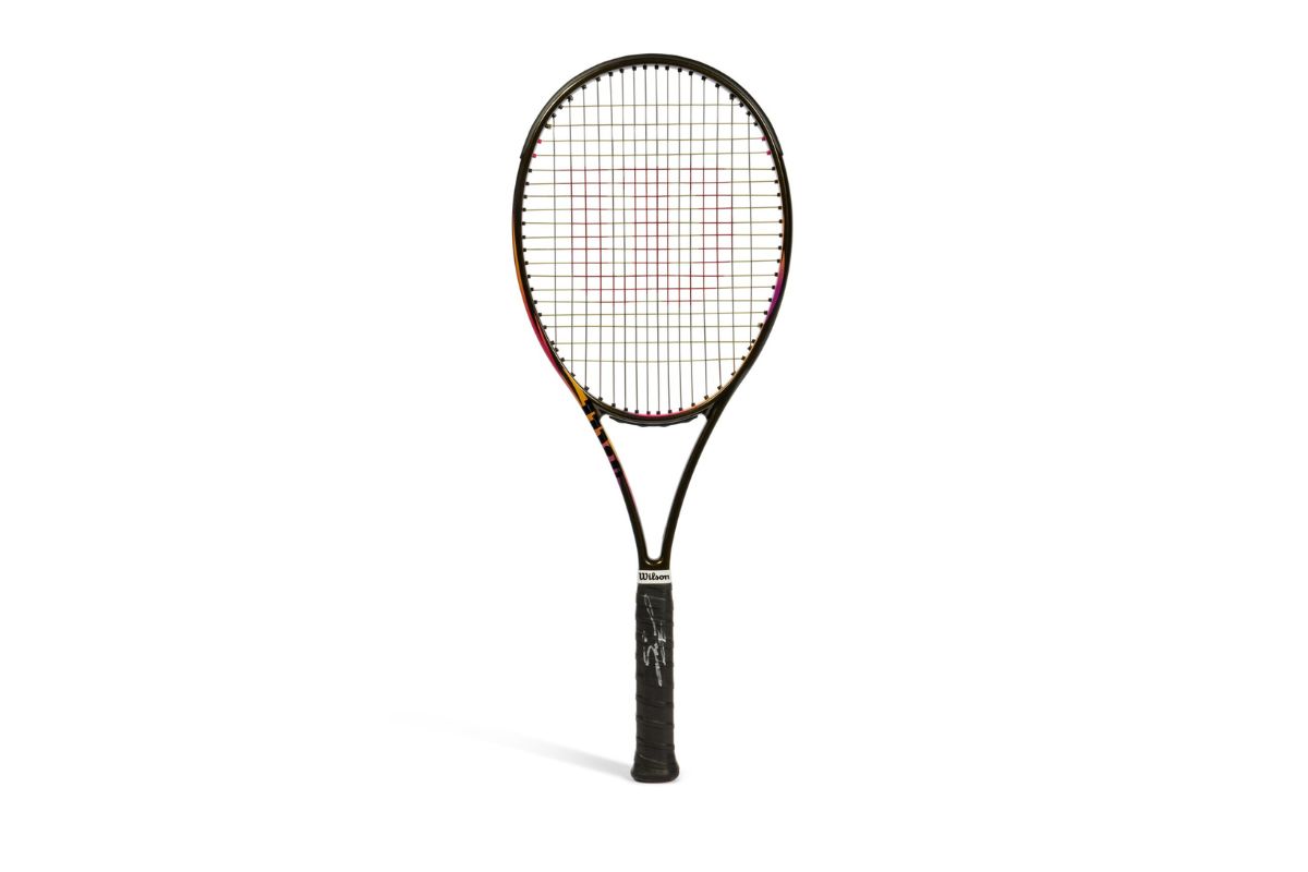 На аукционе продают теннисную ракетку Арины Соболенко. Она играла ей на US Open 2025