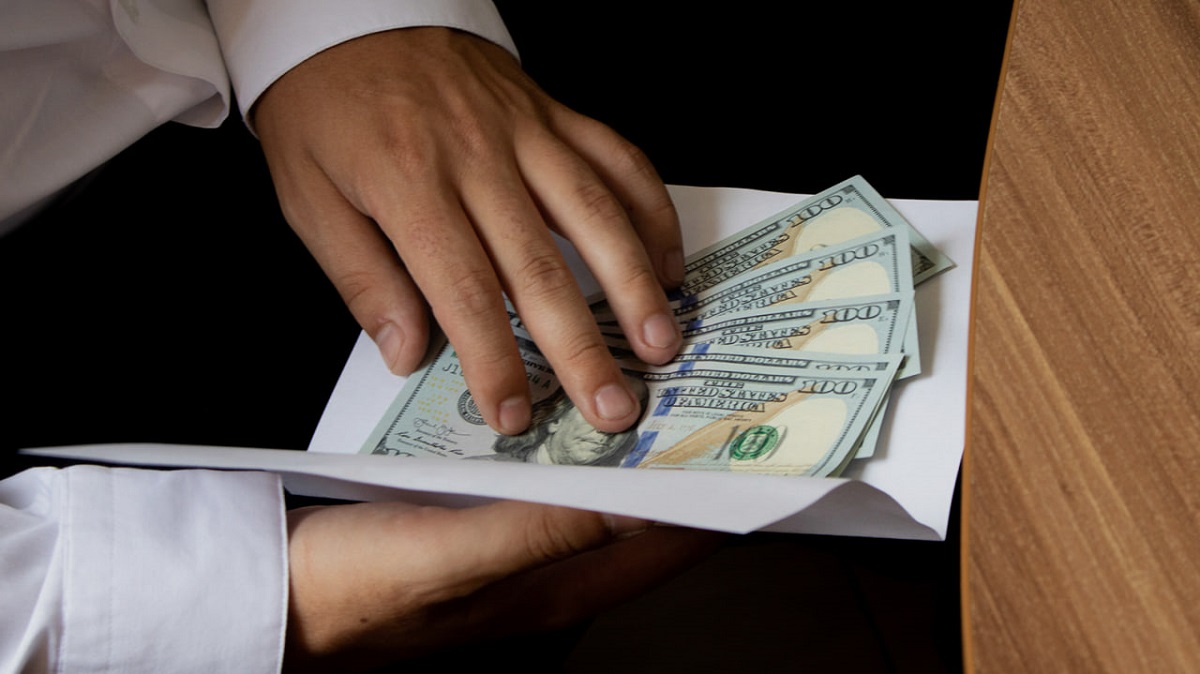 В Гомельской области за «откаты» задержали директора строительного предприятия