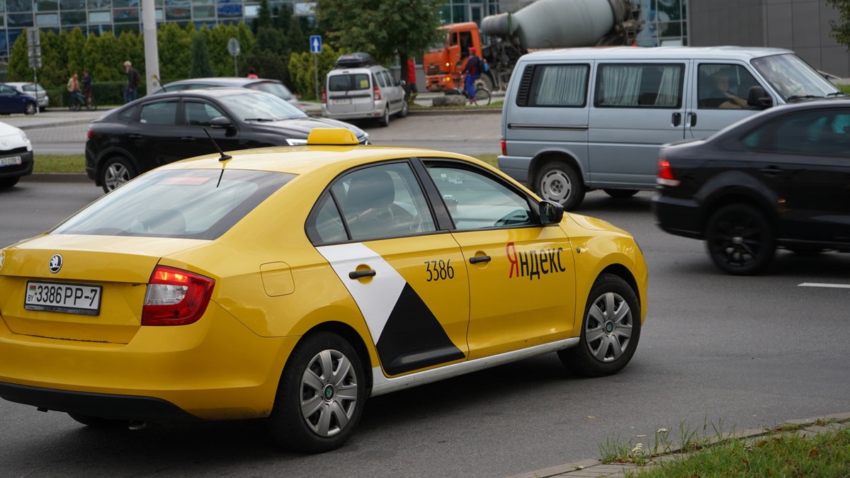 Судьба Яндекса: стать диспетчером или освободить место национальному оператору 