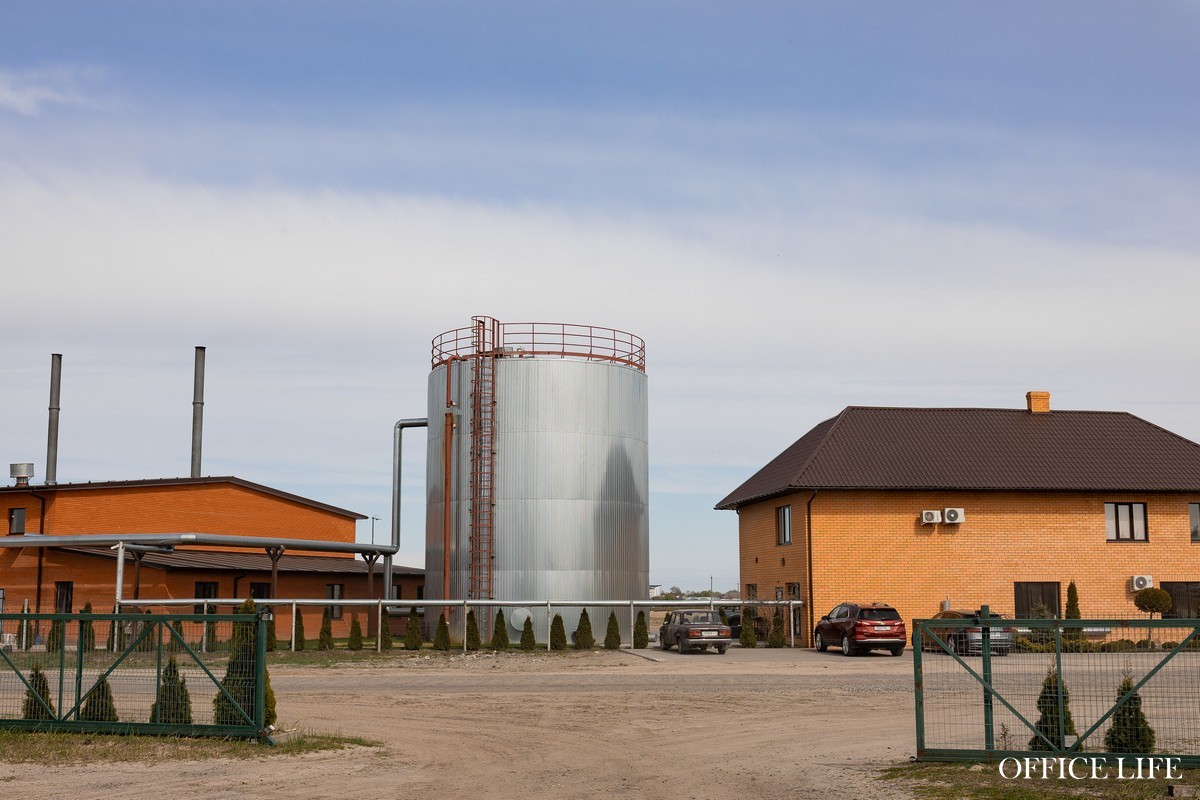 Об этих белорусах Netflix мог бы снять сериал. Вдохновляющая история про семейный бизнес, красивые огурцы и про то, что нет ничего невозможного 