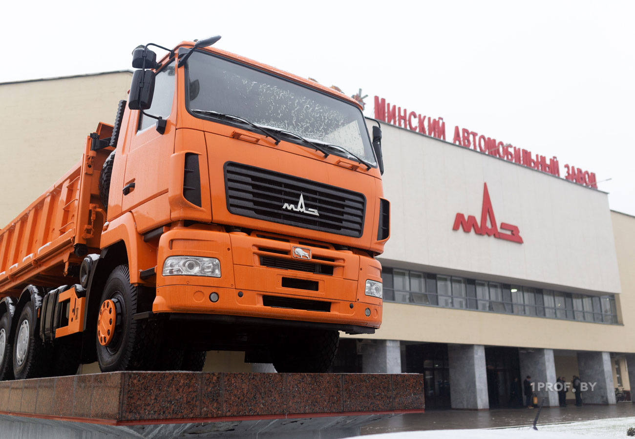 Продажи МАЗа в России за 5 месяцев на рынке грузовиков с пробегом упали, но он остался в топ-5