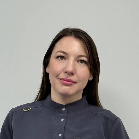 Алина Лещенко