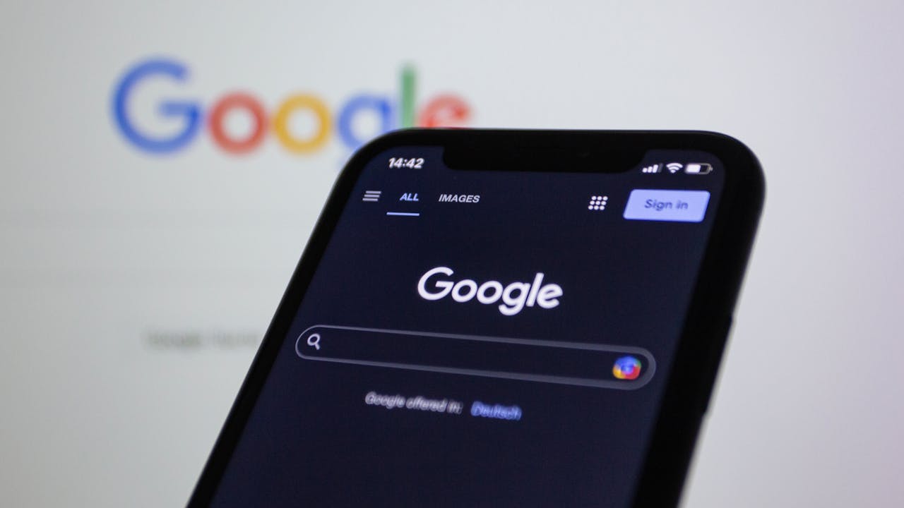 Google впервые за четверть века перестроил поиск. Что изменилось