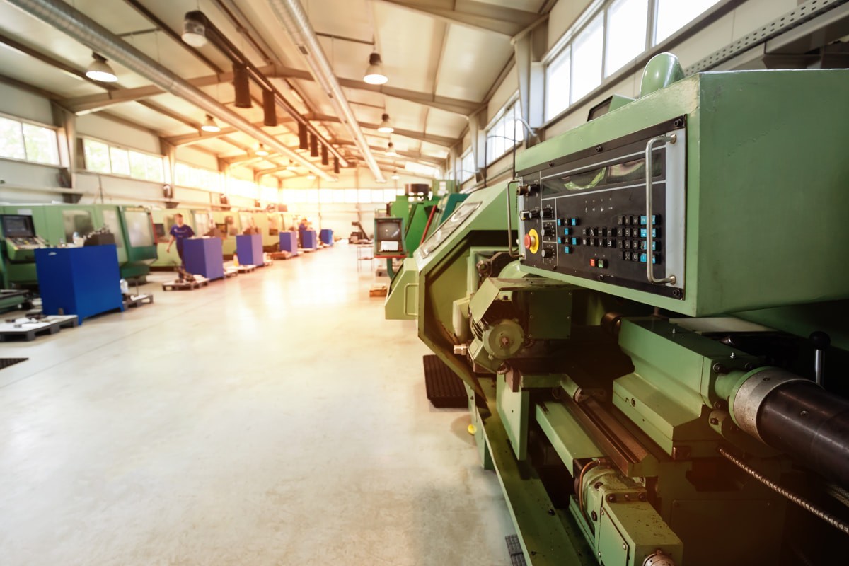 «Даже оплата не гарантирует доставку». Как ужесточение санкций влияет на грузоперевозки из ЕС в Беларусь