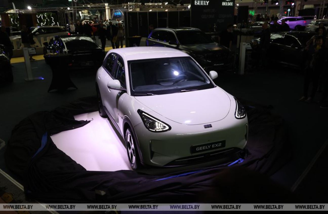 «БЕЛДЖИ» показал новую модель электромобиля. Сколько стоит