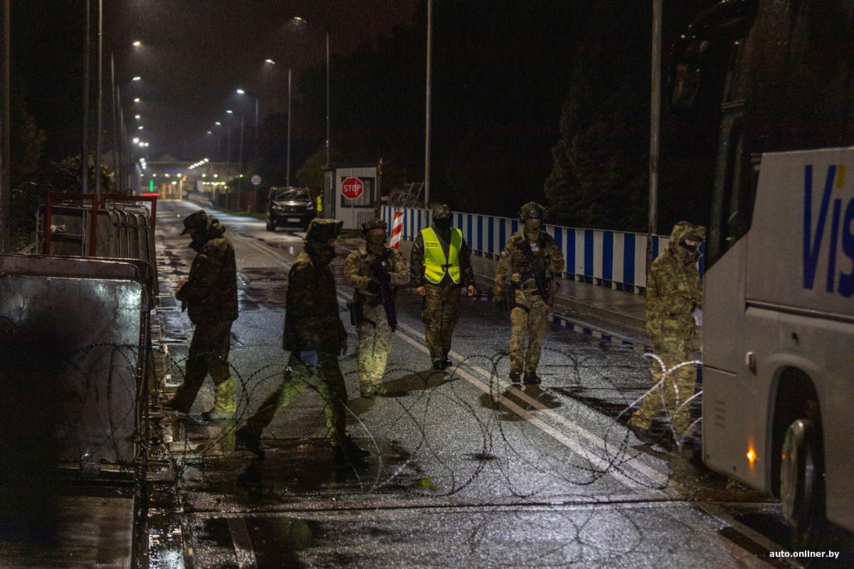 Польша полностью закрыла границу с Беларусью. Как это было и что теперь