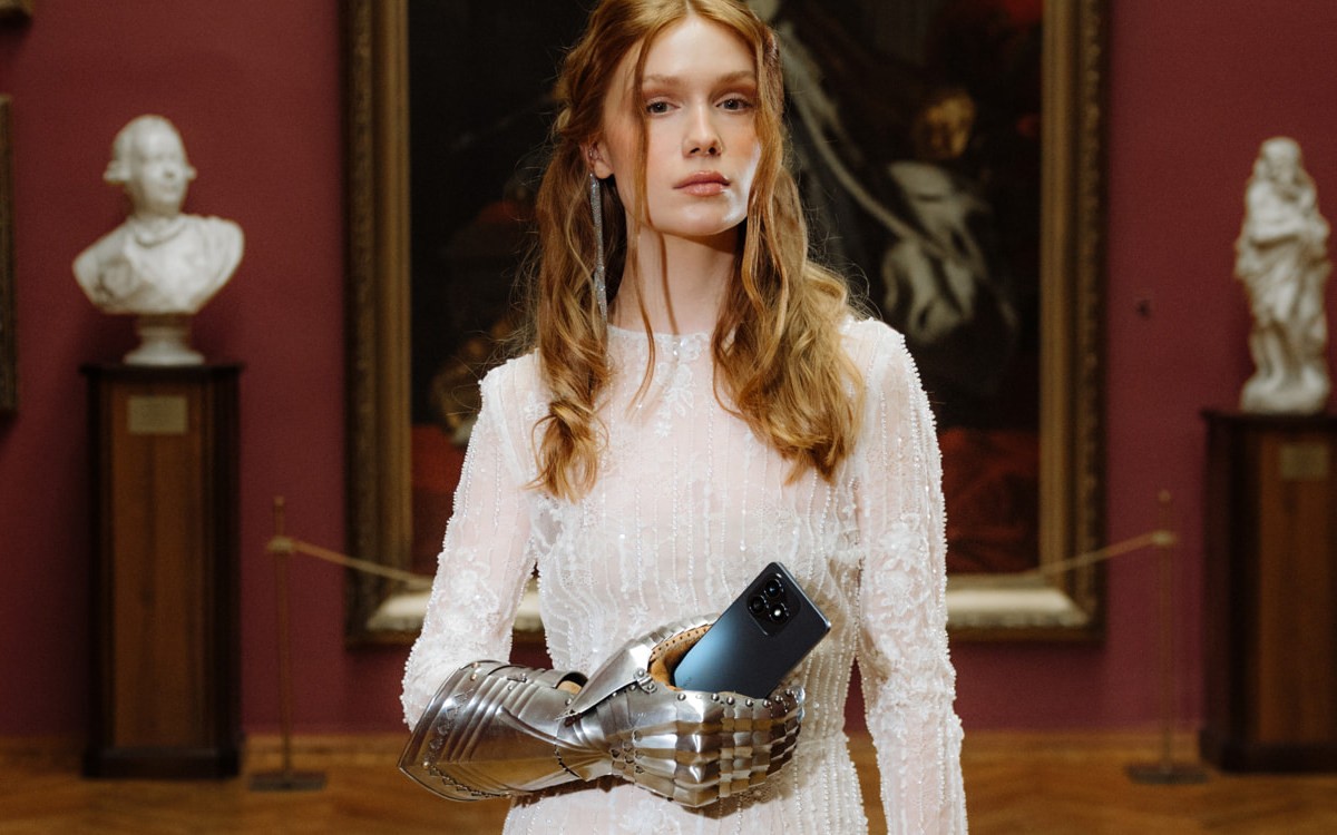 Элегантный, надёжный, стойкий: обзор смартфона HONOR X8d