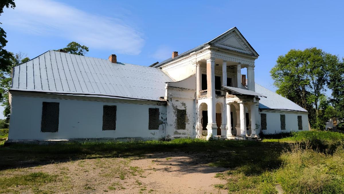 В Беларуси снова продают усадьбу Бохвицев XVIII века. Цену снизили в 2,5 раза