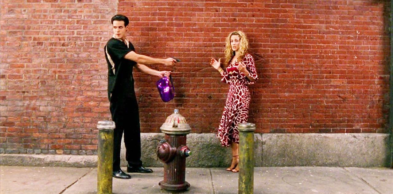 От коктейля до отношений: как «Секс в большом городе» повлиял на нас всех