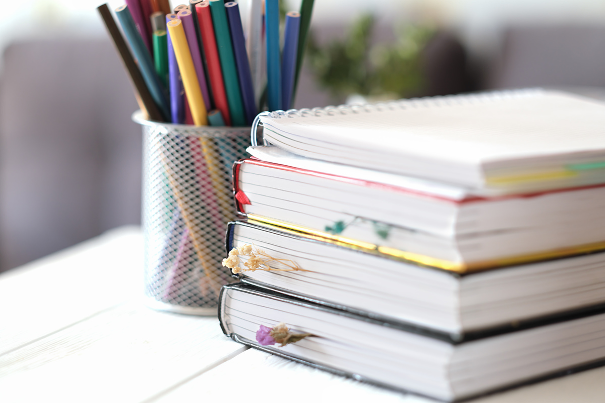 «Хотите работать с группами — регистрируйте юрлицо». В Беларуси предлагают ужесточить правила работы для репетиторов