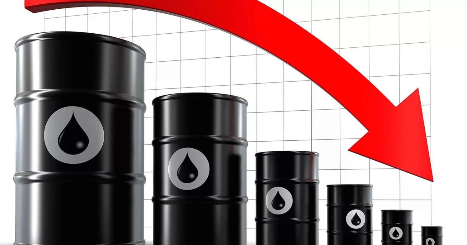 Нефть дешевеет на фоне опасений дефолта США