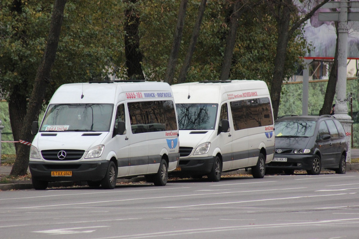 Лукашенко поручил решить вопрос с очередями на маршрутки в часы пик