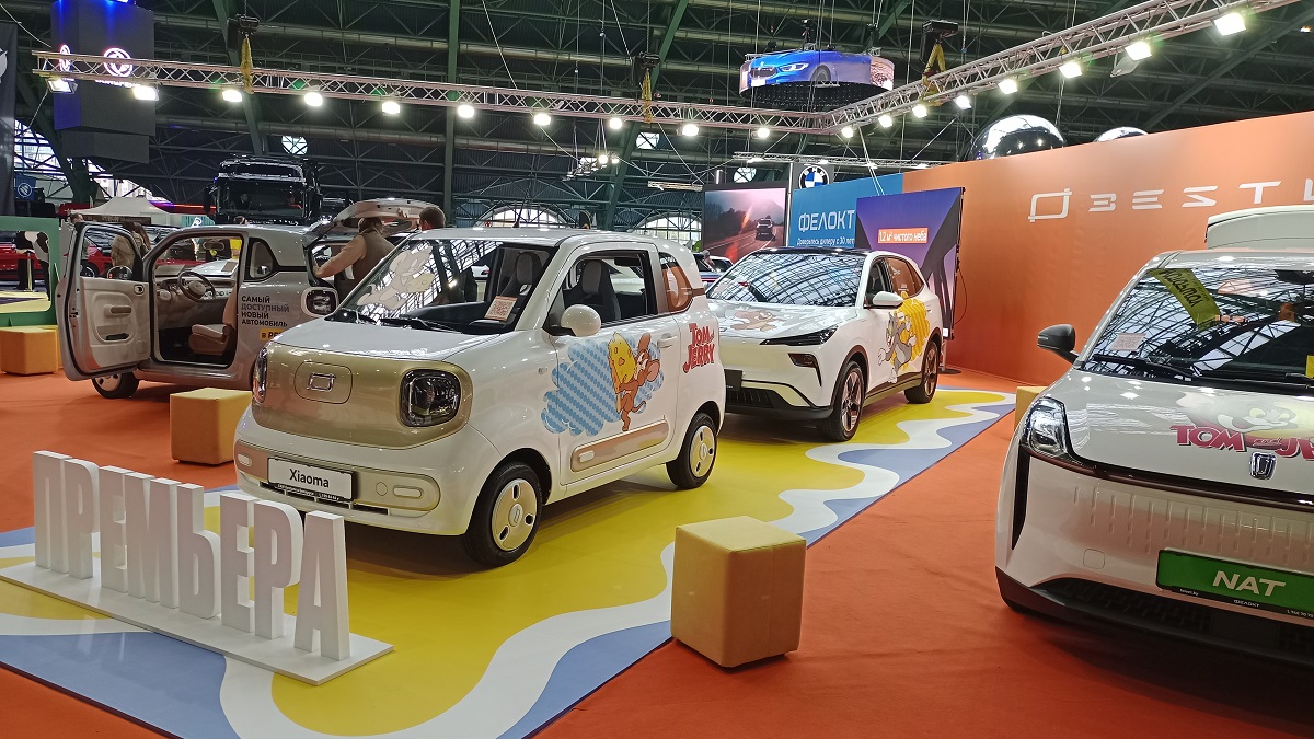 В Минске проходит выставка «Моторшоу». Какие новинки привезли в Беларусь автодилеры