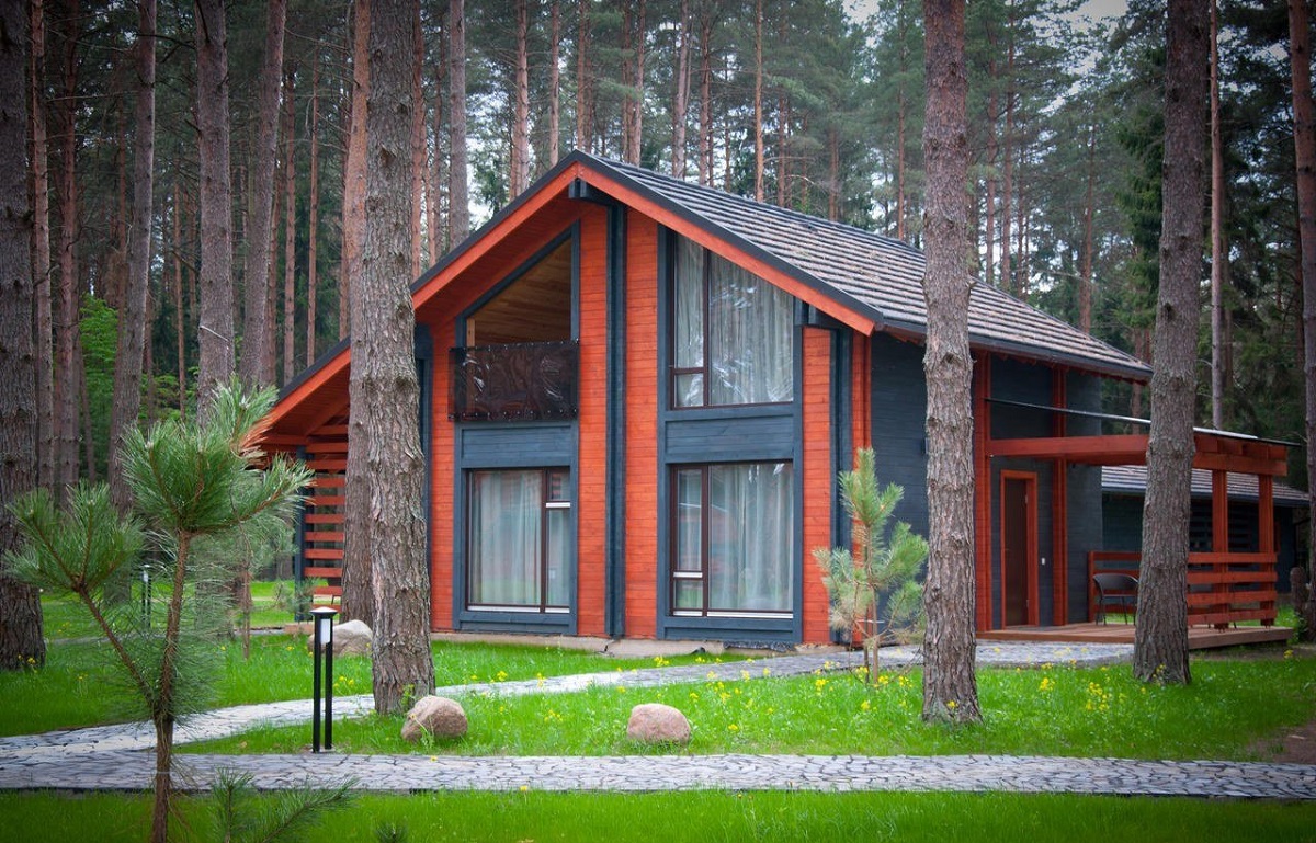 Дома ценой до $150 тыс. в дефиците. Что происходит на рынке загородной недвижимости