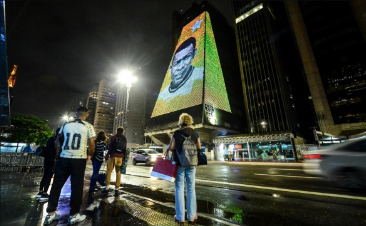 В Бразилии объявили трехдневный траур после смерти Пеле
