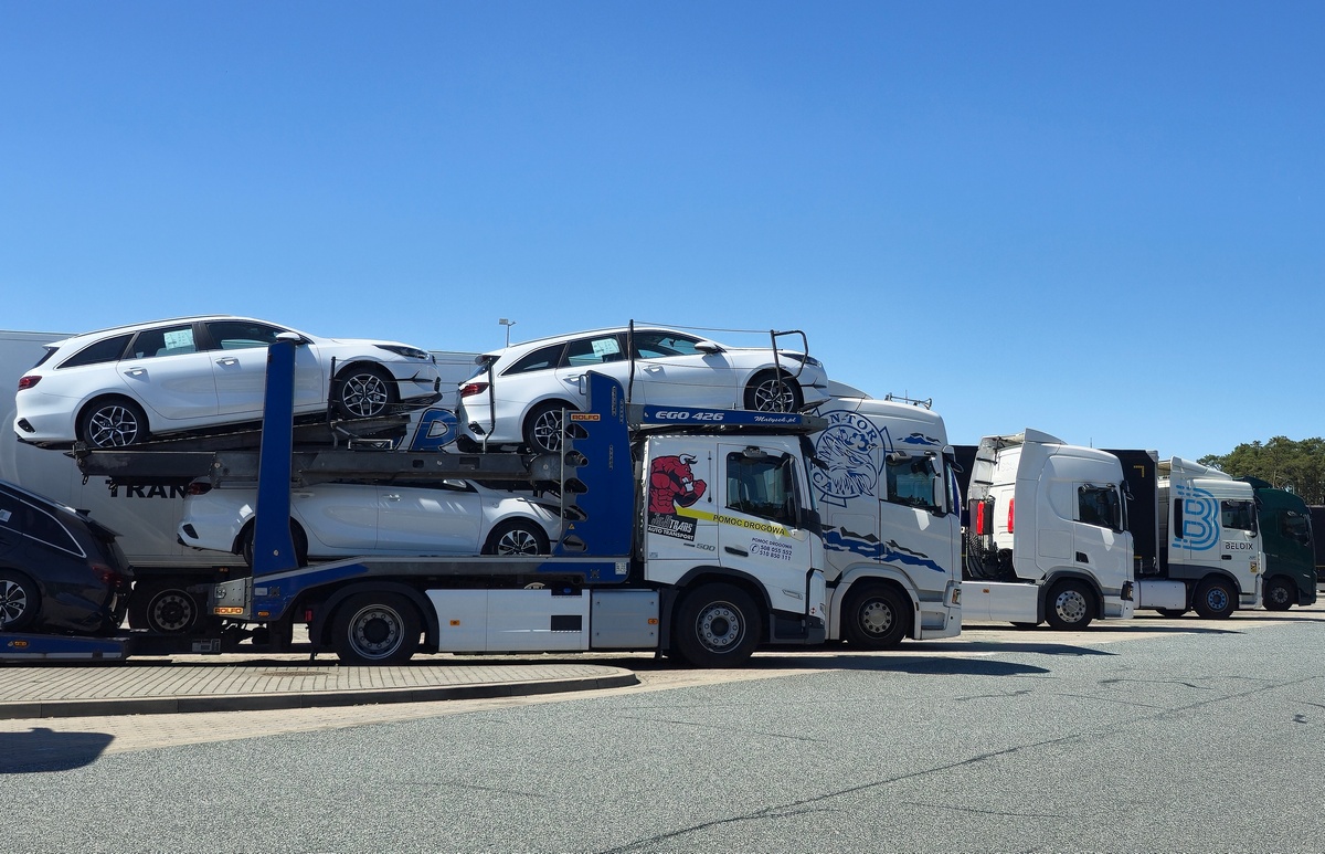 Белорусский авторынок за год вырос на 14% благодаря электромобилям и импорту физлиц