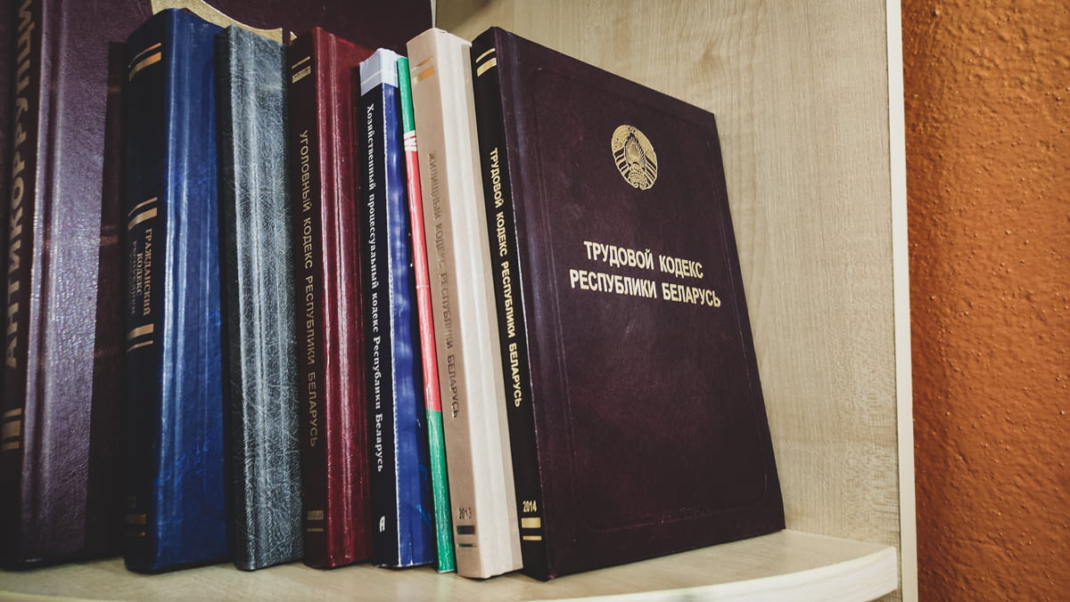 В Беларуси хотят снять ограничения по сроку контрактов и запретить подмену трудовых отношений
