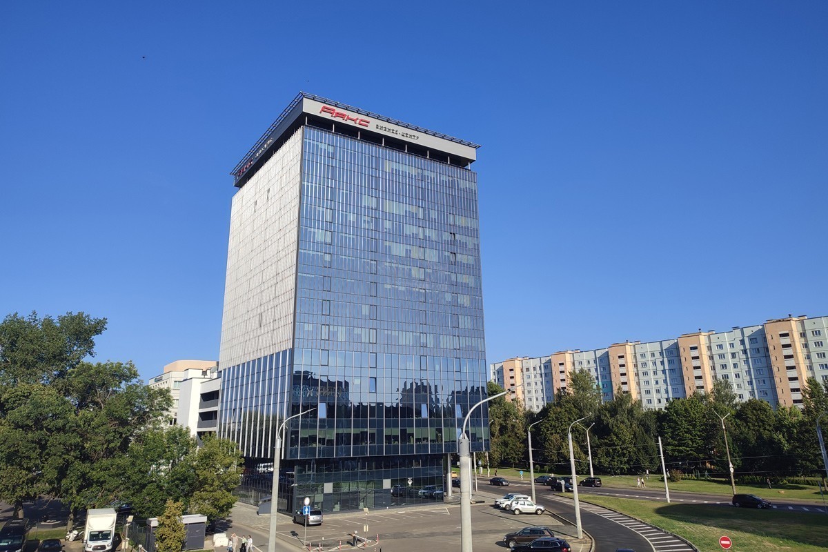 В Минске второй год продают крупный бизнес-центр. Его цена выросла до $30 млн