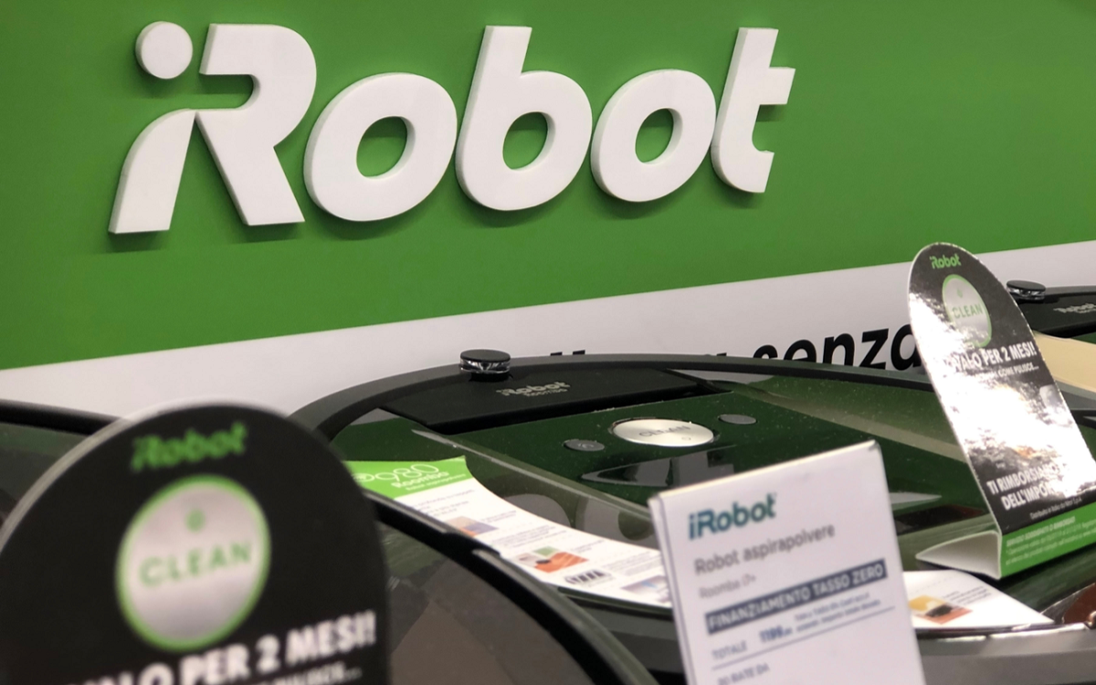 Обанкротился крупный производитель роботов-пылесосов iRobot. Его выкупит китайский конкурент